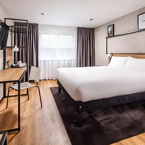 https://hotel-castleford.yorkshirehotels.net