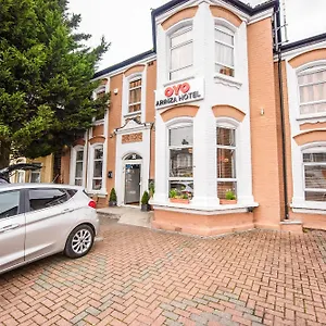 Hotel Arinza Hotel, London, Ilford